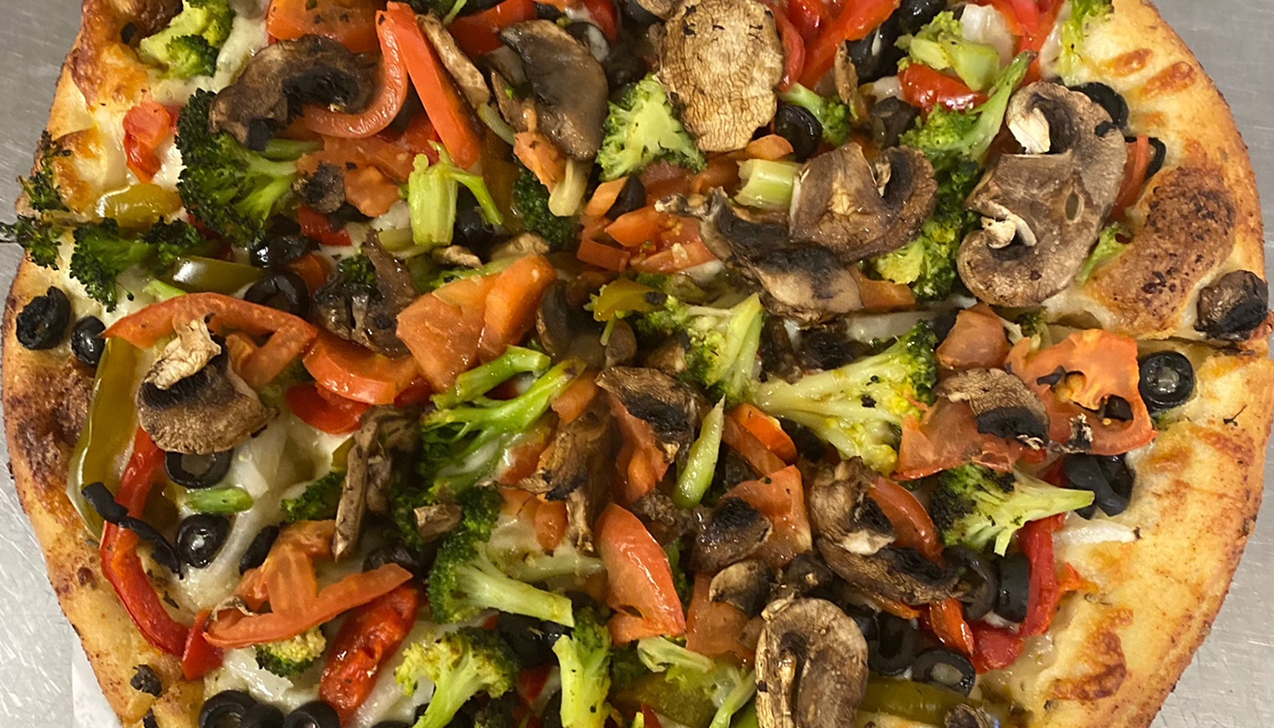 VEGGIE DELIGHT PIZZA image